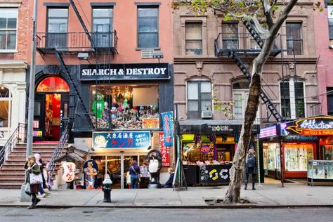 Eclectic shops, restaurants, bars and performers line St. Mark's Place in the East Village. Nyc Icons, St Marks Place, Scenery Ideas, East Village, New York State, The East, Central Park, Times Square, York City