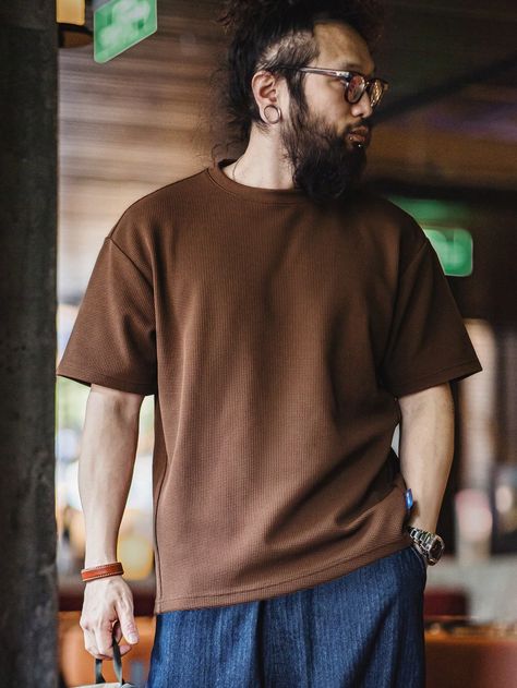 Brown Tshirt Outfit, Men Vintage Style, Long Sleeve Rugby Shirts, Wedding Dress Material, Henley Shirt Men, Drop Shoulder Tee, Crewneck Design, Brown Tshirt, Rock Shirts