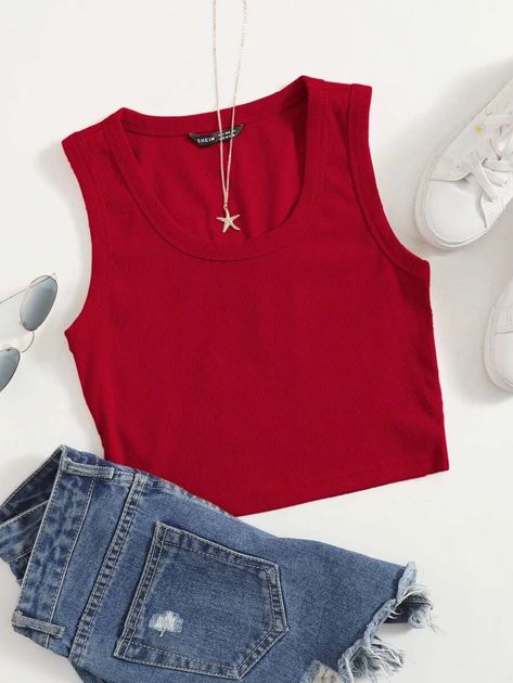 Red Crop Top Outfit, Red Top Outfit, Summer Outfits 2017, Top Summer Outfits, Kid Outfits, Tank Outfit, Solid Tank Tops, Relaxed Outfit, Top Shein