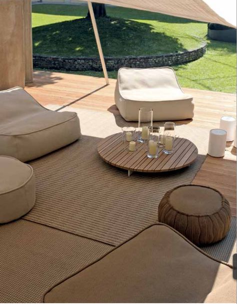 Paola Lenti Outdoor Furniture, Paola Lenti Outdoor, Mediterranean Hotel, Paola Lenti, Patio Daybed, Outdoor Lounge Area, Spa Design, Outdoor Living Patio, Garden Pool