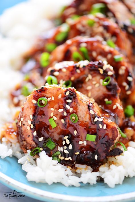 Honey Sesame Pork Tenderloin Recipe Hoisin Glazed Pork Tenderloin, Honey Sriracha Pork Tenderloin, Hoisin Pork Tenderloin, Pork Fillet Recipes, Sesame Pork, Asian Pork Tenderloin, Cooking Pork Tenderloin, Roast Beef Sandwich, Pork Entrees