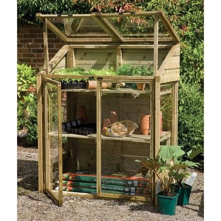 Serre Diy, Greenhouse Kitchen, Cheap Greenhouse, Best Greenhouse, Lean To Greenhouse, Indoor Greenhouse, Greenhouse Interiors, Home Greenhouse, Wooden Greenhouses