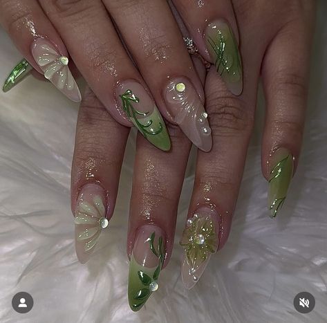 Earthy Nails Acrylic Almond, Textured Acrylic Nails, Earthy Almond Nails, Funky Nail Designs Acrylics, Sculpted Flower Nails, Nails Inspo Green, Summa Nails, Fairy Nail Art, Green Acrylic Nails