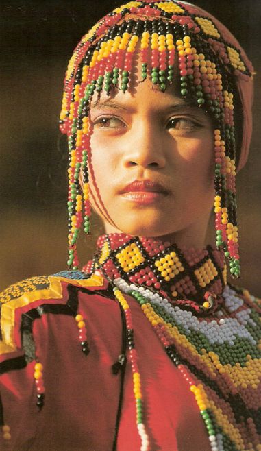 Gaddang tribe woman of Luzon at the Sinulog Festival Cebu Gaddang Tribe, Yakan Tribe, Maryland Travel, Sinulog Festival, Filipino Culture, Baltimore City, We Are The World, World Cultures, People Of The World