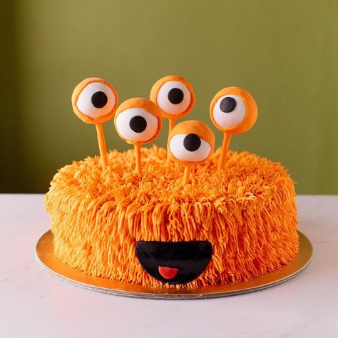 Fruit Topped Cake, Orange Birthday Cake, Halloween Monster Cake Ideas, Prince Cake, Kids Party Inspiration, 2nd Birthday Boys, Monster Cake, Cartoon Cake, Bird Cakes