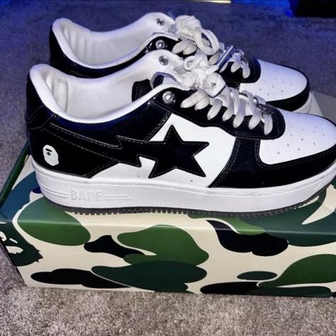 Brand New Size 11 Bapestas Never Worn Really Good Shoe Very Comfortable Bapesta Shoes, Bape Shoes, Bape Black, Bape Sneakers, Cutest Shoes, Pretty Sneakers, Painted Canvas Shoes, Y2k Shoes, Dr Shoes