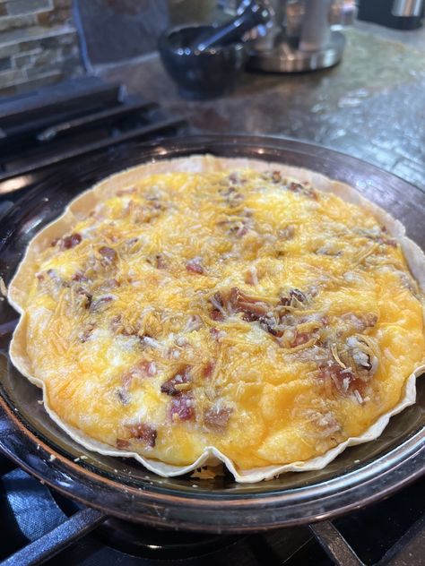 Shredded Tortilla Cottage Cheese, Low Carb Egg Dishes, Tortilla Eggs Cottage Cheese, Baked Egg Tortilla Breakfast, Tortilla Bowl Egg Bake, Cottage Cheese Egg Tortilla Bake, Tortilla Egg Cottage Cheese, Low Carb Tortilla Ideas, Breakfast Tortilla Egg Bake