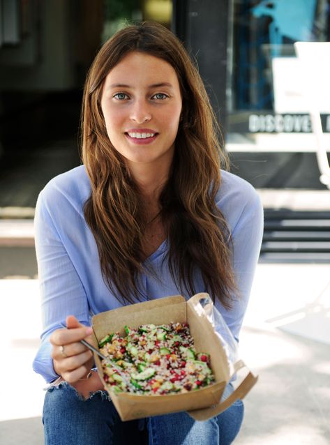 How To Eat Like Deliciously Ella Cold Pressed Juice Bar, Deliciously Ella Recipes, Ella Woodward, Hazelnut Salad, Ella Vegan, Deliciously Ella, Quinoa Healthy, Juicing For Health, Special Diets