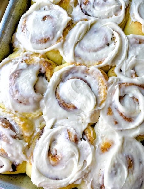 Soft Cinnamon Rolls Tangzhong Milk Bread Tangzhong Milk Bread, Pumpkin Baking Recipes, Soft Cinnamon Rolls, Roll Dough Recipe, Cinnamon Roll Frosting, Bread Cinnamon, Bran Muffin Recipes, Milk Bread Recipe, Japanese Milk Bread