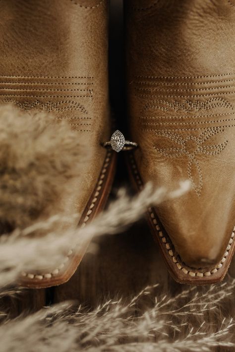 EMILY LUKE SAND DUNE ELOPEMENT - westernweddingmagazine.com Western Detail Shots, Western Wedding Details Photography, Western Wedding Elopement, Boho Cowgirl Wedding, Wedding Photos Western, Western Wedding Poses, Western Elopement Photoshoot, Western Wedding Detail Shots, Western Wedding Photo Ideas