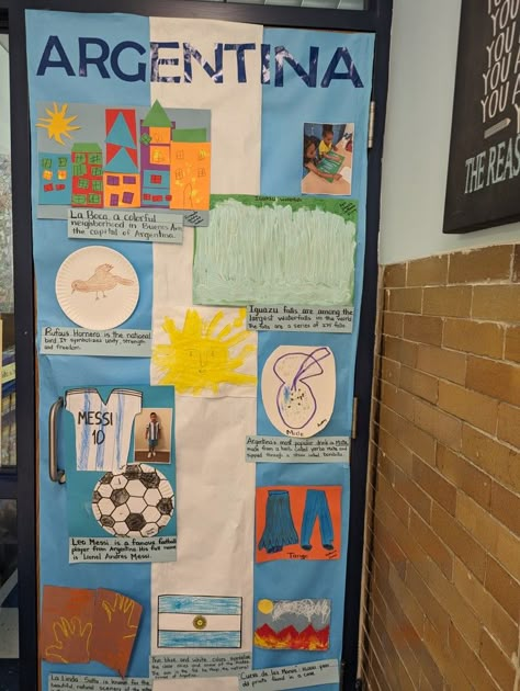 Argentina Door Decoration School, International Night School Ideas, December Activities, School Door Decorations, Night School, Lionel Andrés Messi, School Doors, Girl Scout Ideas, School Bulletin Boards