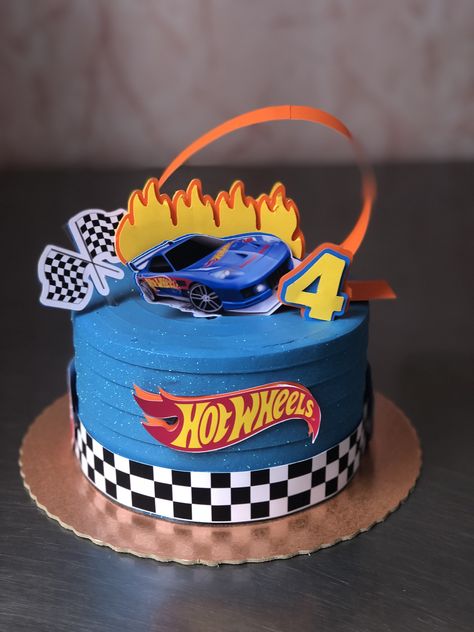 Inspiração de bolo Hotweels, um tema que nunca morre para meninos ⚡️ Hot Wheels Smash Cake, Bolo Tema Hot Wheels, Bolo Hot Wheels Chantilly, Bolo Da Hot Wheels, Pastel Hot Wheels, Hotwheels Birthday Cake, Hot Wheels Cupcakes, Bolo Blaze, Hot Wheels Themed Birthday Party