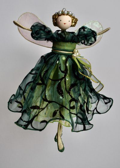 Mistletoe Craft, Christmas Fairies, Christmas Tree Fairy, Over Skirt, Bendy Doll, Fairy Crafts, Witching Hour, Clothespin Dolls, Dark Fairy