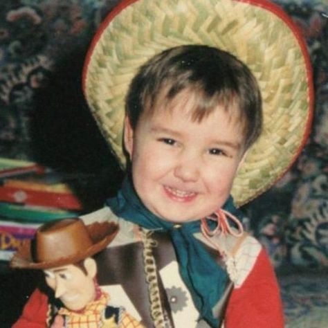 Liam Payne aka Woody he's so cute One Direction Fotos, One Direction Facts, Liam James, Funny Boy, Five Guys, One Direction Pictures, Childhood Photos, Travel Wedding, Liam Payne