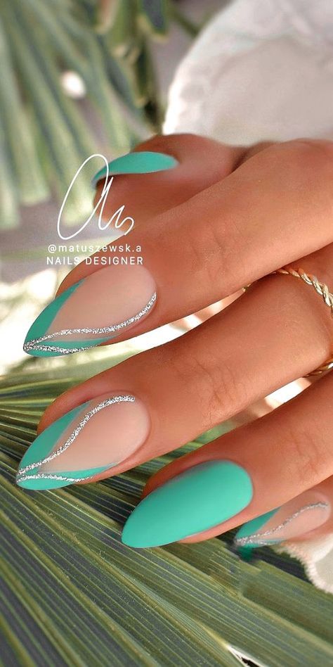 Cruise Nail Ideas Almond, Nails Turquesa, Turquoise Nail Designs, Summer Nails Almond, Turquoise Nails, Art Deco Nails, Simple Gel Nails, Striped Nails, Nagel Inspo