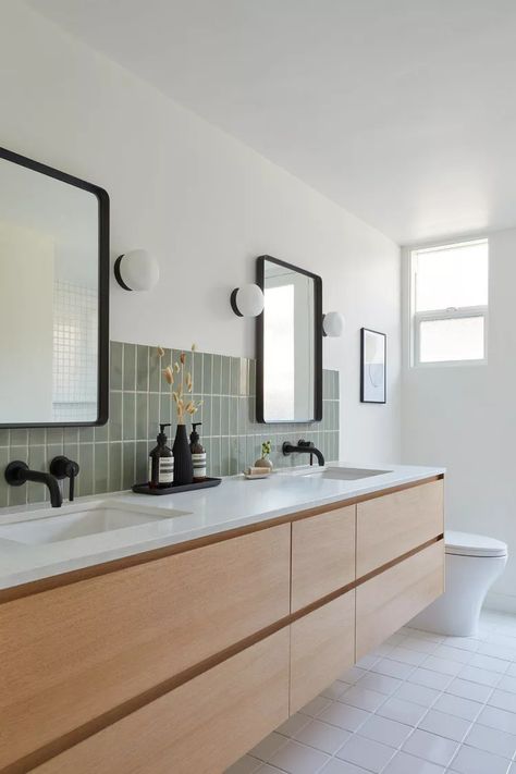 Subway Tile Bathroom Ideas, Subway Tile Bathroom, Tile Bathroom Ideas, Japandi Bathroom, Midcentury Modern Bathroom, Green Tile Bathroom, Subway Tiles Bathroom, Mid Century Modern Bathroom, Cheap Bathrooms