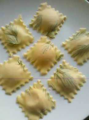 Ravioli Recipes, Lemon Cream Sauce, Cream Sauce Pasta, Resep Pasta, Lemon Cream Sauces, Homemade Ravioli, Ravioli Recipe, Handmade Pasta, Pasta Fatta In Casa