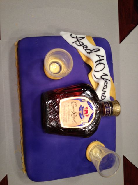 Crown Royal Cake Birthday Cakes For Men Crown Royal, Whiskey Birthday Party Ideas, Crown Royal Cake, Royal Cupcakes, Birthday Cake Crown, Men Cakes, Crown Royal Whiskey, Alcohol Cake, Surprise 40th