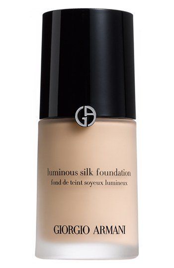 Georgio Armani Luminous Silk Foundation Armani Foundation, Foundation Design, Armani Luminous Silk, Giorgio Armani Luminous Silk, Celebrity Beauty Secrets, Korean Beauty Secrets, Luminous Silk Foundation, Oil Free Foundation, Makeup Guide