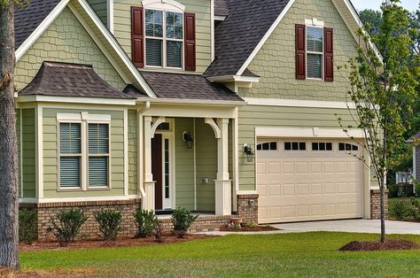 House Palettes, Green Siding House, Backyard Updates, Green Exterior House Colors, Green House Exterior, Green Siding, Stucco House, Hardie Board, Hardie Siding