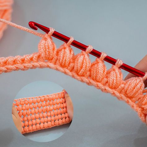 Un modèle de crochet tunisien simple - ne perdez pas de temps sur des modèles difficiles ! | Un modèle de crochet tunisien simple - ne perdez pas de temps sur des modèles difficiles ! | By Miarti - Crochet et Tricot Napkin Folding, Le Crochet, Crochet Afghan, Couture, Crochet