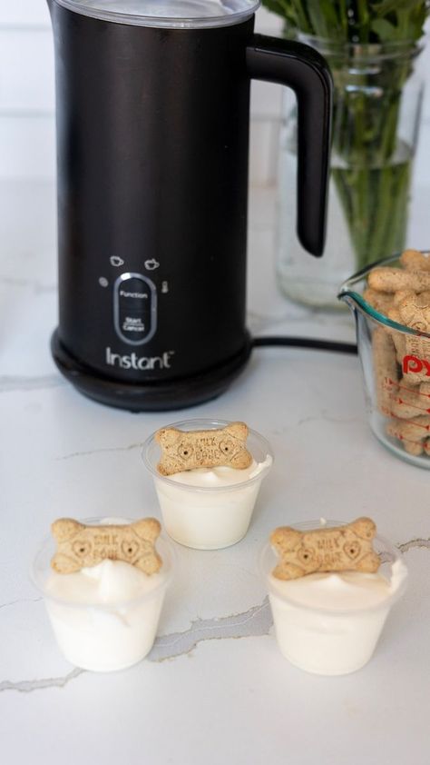 Pup Cups Recipe, Pup Cups, Pup Cup, Store Inspiration, Dog Ice Cream, Healthy Dog Treats Homemade, Dog Cafe, Dog Business, Fake Cake