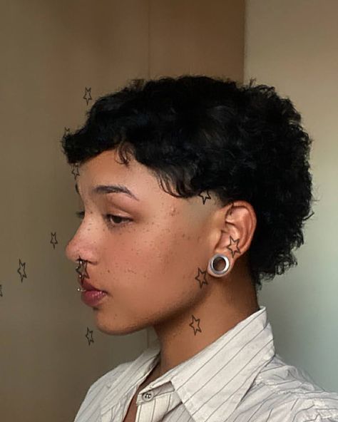 4c Hair Mullet, Mullet Black Women, Afro Mullet, Short Curly Mohawk, Shag Hairstyle, Draw Reference, Curly Mohawk, Boy Hair, Short Afro