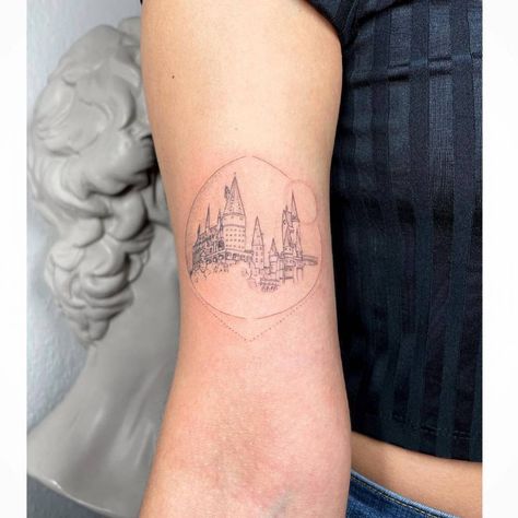 Fine Line Harry Potter Tattoo, Hogwarts Architecture, Fine Line Harry Styles Tattoo, Books Harry Potter, Hogwarts Tattoo, English Culture, Harry Styles Tattoos, Line Tattoo, European Culture