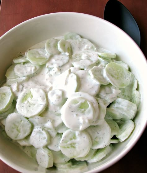 With garden fresh cucumbers, onions, and sour cream, this Creamy Cucumber Salad is a cool, refreshing summer salad great for cookouts or light dinners. Cumcuber Salad, Recipe With Evaporated Milk, German Cucumber Salad, Creamed Cucumbers, Crazy Kitchen, Cucumber Salad Recipe, Nigerian Recipes, Creamy Cucumber Salad, Cucumbers And Onions