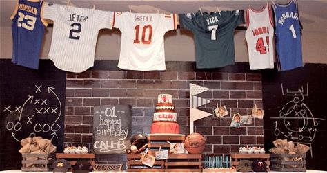 Sports Bar Theme Party, Vintage Sports Party, Jersey Party Decorations, Jersey Themed Party, All Star Sports Birthday Party, Dessert Tablescape, Sports Banquet, Sports Baby Shower, Jersey Party