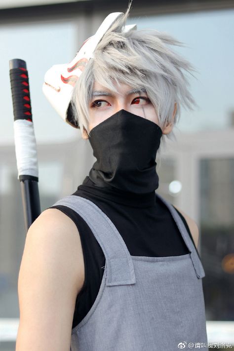 Kakashi Kakashi Aesthetic, Sasuke Cosplay, Cosplay Naruto, Cosplay Boy, Snk Cosplay, Epic Cosplay, Naruto Cosplay, Male Cosplay, Naruto Kakashi