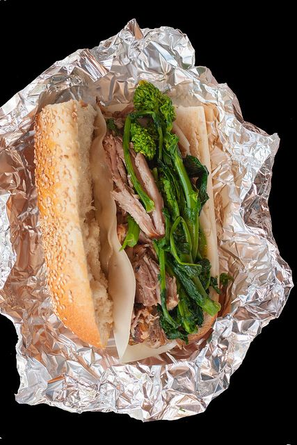 Philadelphia style (Italian style) roast pork sandwich  - must try this! Sauteed Broccoli, Healthy Dinners Easy, Recipe Chart, Beef Au Jus, Roast Pork Sandwich, Pork Sandwich Recipes, Au Jus Recipe, Cubano Sandwich, Quick Easy Dinner Recipes