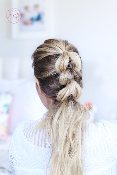 Today I'm showing you how to pull through braid and three different ways to wear it! I gotta be honest, this is one of my all time favorite braids. Easy Ways To Pull Up Long Hair, Easy Ways To Pull Hair Back, Hair Shoots, Exercise Hair, Workout Hair, Easy Ponytail, Braid Twist, Work Hair, Super Easy Hairstyles