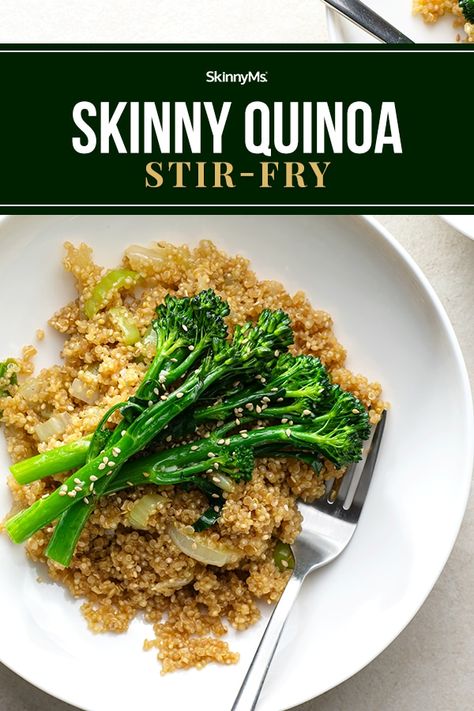 Skinny Quinoa Stir-Fry Healthy Low Calorie Dinner, Quinoa Stir Fry, Vegetarian Stir Fry, Vegan Stir Fry, Low Calorie Dinners, Lose 5 Pounds, Stir Fry Recipes, Quinoa Recipes, Vegetarian Recipes Dinner