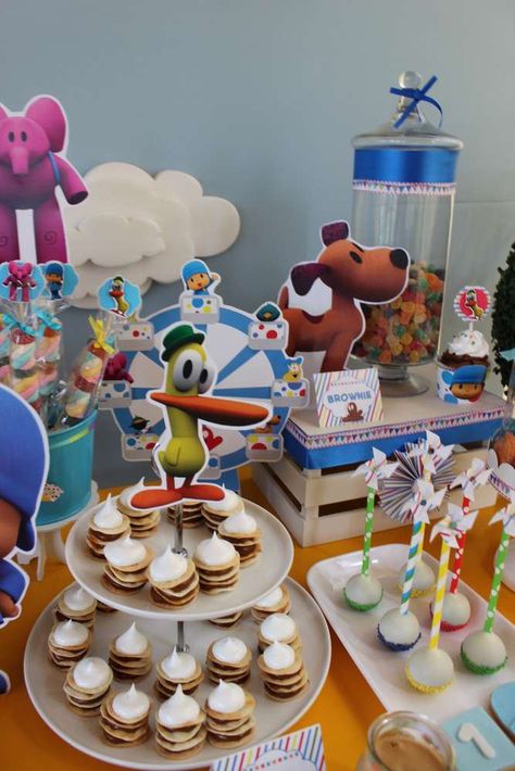 Yummy snacks at a Pocoyo birthday party! See more party ideas at CatchMyParty.com! Pocoyo Party Ideas, Pocoyo Birthday Party, Pocoyo Theme, Pocoyo Birthday, Birthday Menu, 3rd Birthday Cakes, Cake Table Decorations, 2nd Birthday Party Themes, Party Buffet