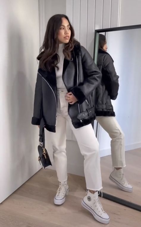 Black Leather Shearling Jacket Outfit, Black Zara Jacket Outfit, Black Shearling Jacket Outfit, Zara Jacket Outfit, Aviator Jacket Outfit, Shearling Jacket Outfit, Winter Fashion Outfits Casual, Cold Outfits, Easy Winter Outfit