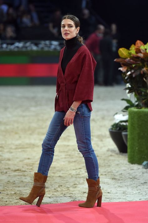 Charlotte Has Plenty of Luxe, Suede Separates Charlotte Casiraghi Street Style, Charlotte Casiraghi Style, Gucci Gown, Boho Queen, Gucci Dress, Camisa Jeans, Moda Chic, Charlotte Casiraghi, Elsa Peretti