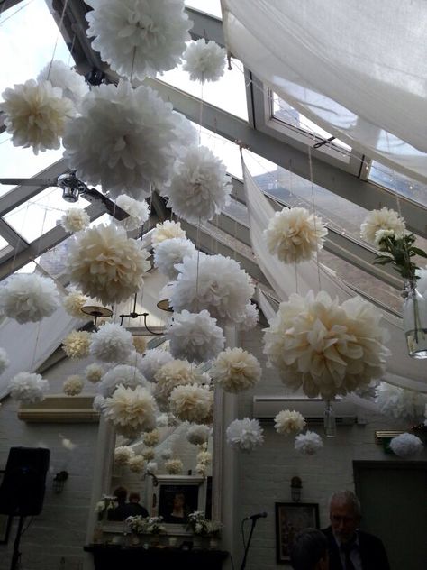 Tissue Paper Pom Poms Diy Backdrop, Tissue Paper Flower Decorations For Party, Paper Flower Hanging From Ceiling, Wedding Pom Poms Decoration, Paper Decorations Wedding, Wedding Decor Ceiling, Tissue Paper Pom Poms Decoration, Paper Pom Pom Decorations, Diy Tissue Paper Pom Poms