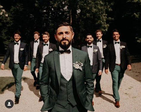 Green Wedding Suit, Dark Green Wedding, Wedding Suits Groomsmen, Mumu Wedding, Wedding Parties Colors, Groom Wedding Attire, Ring Bearers, Wedding Outfit Men, Groom And Groomsmen Attire