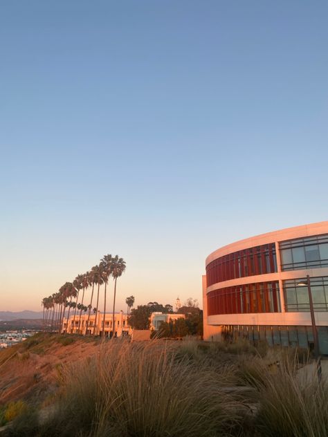 Lmu University Aesthetic, Loyola Marymount University Aesthetic, Lmu University, Loyola Marymount University, University Aesthetic, French Villa, 5 Year Plan, Grad Pic, Cali Girl