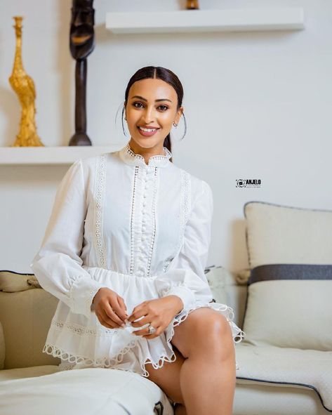 Ruta mengisteab is the most famous Ethiopian actress Ethiopian Women, Thank U, Classy Women, Ethiopia, Black Women, Actresses, On Instagram, Instagram, Black