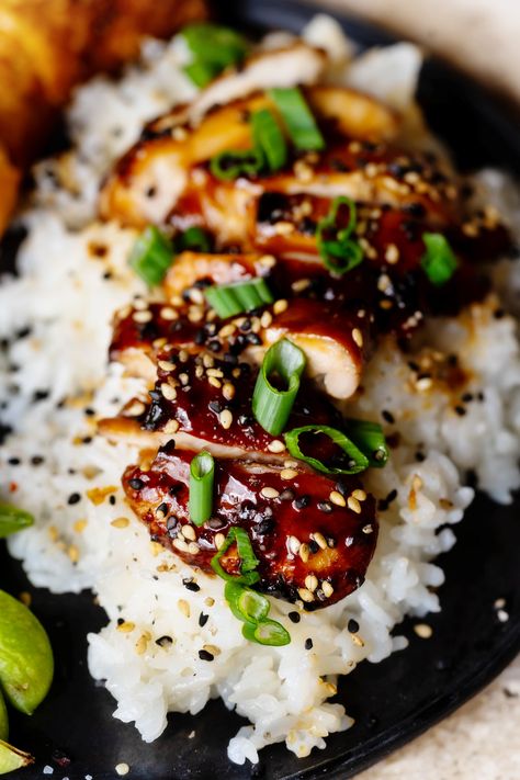 Easy Oven-Broiled Chicken Teriyaki Recipe Chicken Terriyaki, Broiled Chicken Recipes, Best Teriyaki Sauce, Teriyaki Chicken Breast, Chicken Breast Oven Recipes, Teriyaki Chicken Recipe, Easy Teriyaki Chicken, Teriyaki Recipe, Broiled Chicken