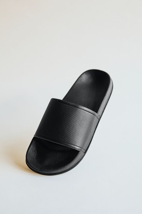 Black rubber flip flops slipper on gray | free image by rawpixel.com / Felix Sandal Slippers, Cloth Brand, Rubber Flip Flops, Black Flip Flops, Black Slippers, Idea Board, Flip Flop Slippers, Black Rubber, Free Image