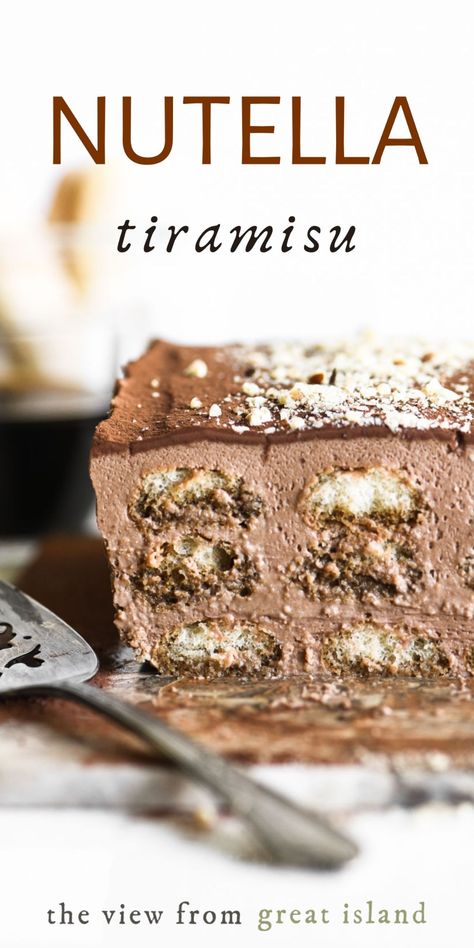 Nutella Tiramisu Recipes, Italian Desserts Chocolate, Italian Sweet Recipes, Chocolate Hazelnut Desserts, Italian Chocolate Desserts, Mascarpone Dessert Recipes, Nutella Dessert Recipe, Cheat Desserts, Chocolate Tiramisu Recipe