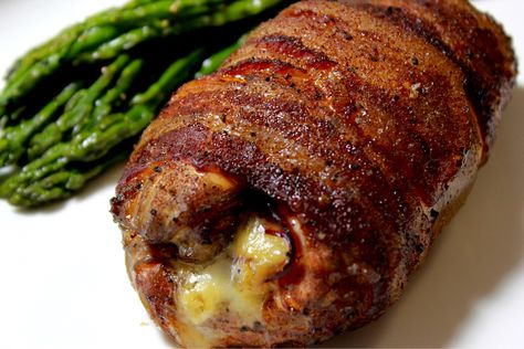 Smoked Chicken Cordon Bleu - Smoking Meat Newsletter Smoked Chicken Dinner, Rolled Chicken Breast, Chicken Dinner Ideas, Cordon Blue, Traeger Recipes, Pellet Grill Recipes, Smoked Meat Recipes, Chicken Cordon, Chicken Cordon Bleu