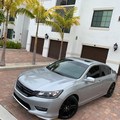 Grey Honda Civic, 2013 Honda Accord Sedan, Honda Accord Custom, 2013 Honda Civic, 2013 Honda Accord, Small Luxury Cars, 2017 Honda Accord, Ford Police, 2012 Honda Accord