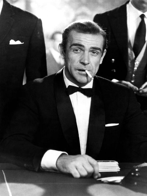 20 Amazing Vintage Photos of Sean Connery When He Was Young ~ vintage everyday Sean Connery 007, James Bond Sean Connery, Never Say Never Again, Sean Connery James Bond, Bond Style, James Bond Style, Photo Star, Scottish Actors, 007 James Bond