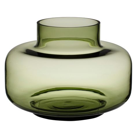 Marimekko’s Urna is a beautiful, cylinder-shaped vase designed by Carina Seth-Andersson. Due to its generous size and lightweight appearance, the Urna vase is ideal for large displays and flower arrangements. Vase Transparent, Large Flower Arrangements, Uppsala, Green Vase, Vert Olive, Vase Design, House Doctor, Nordic Design, Marimekko