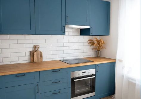 Sherwin Williams Inky Blue kitchen cabinets Blue Complementary Color, Navy Blue Paint Colors, Sherwin Williams Green, Benjamin Moore Blue, Warm Paint Colors, Dark Paint Colors, Blue Kitchen Cabinets, Perfect Paint Color, Monochromatic Color Scheme