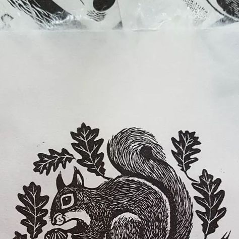 Linocut Squirrel, Squirrel Drawing, Squirrel Illustration, Folk Painting, Squirrel Print, Pole Art, Lino Art, Have A Lovely Weekend, Stamp Blocks